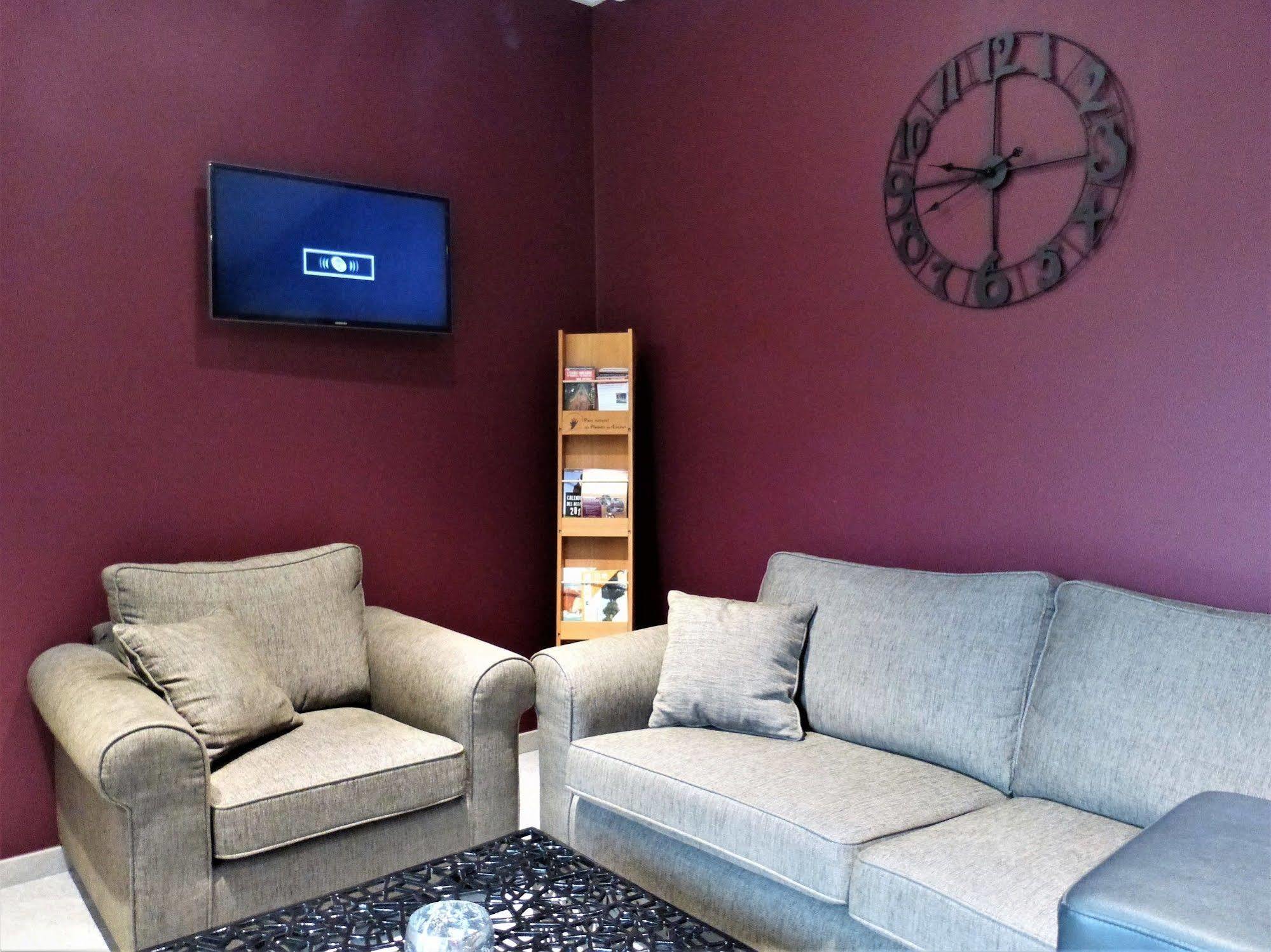 Hotel Saint Daniel Peruwelz Bagian luar foto