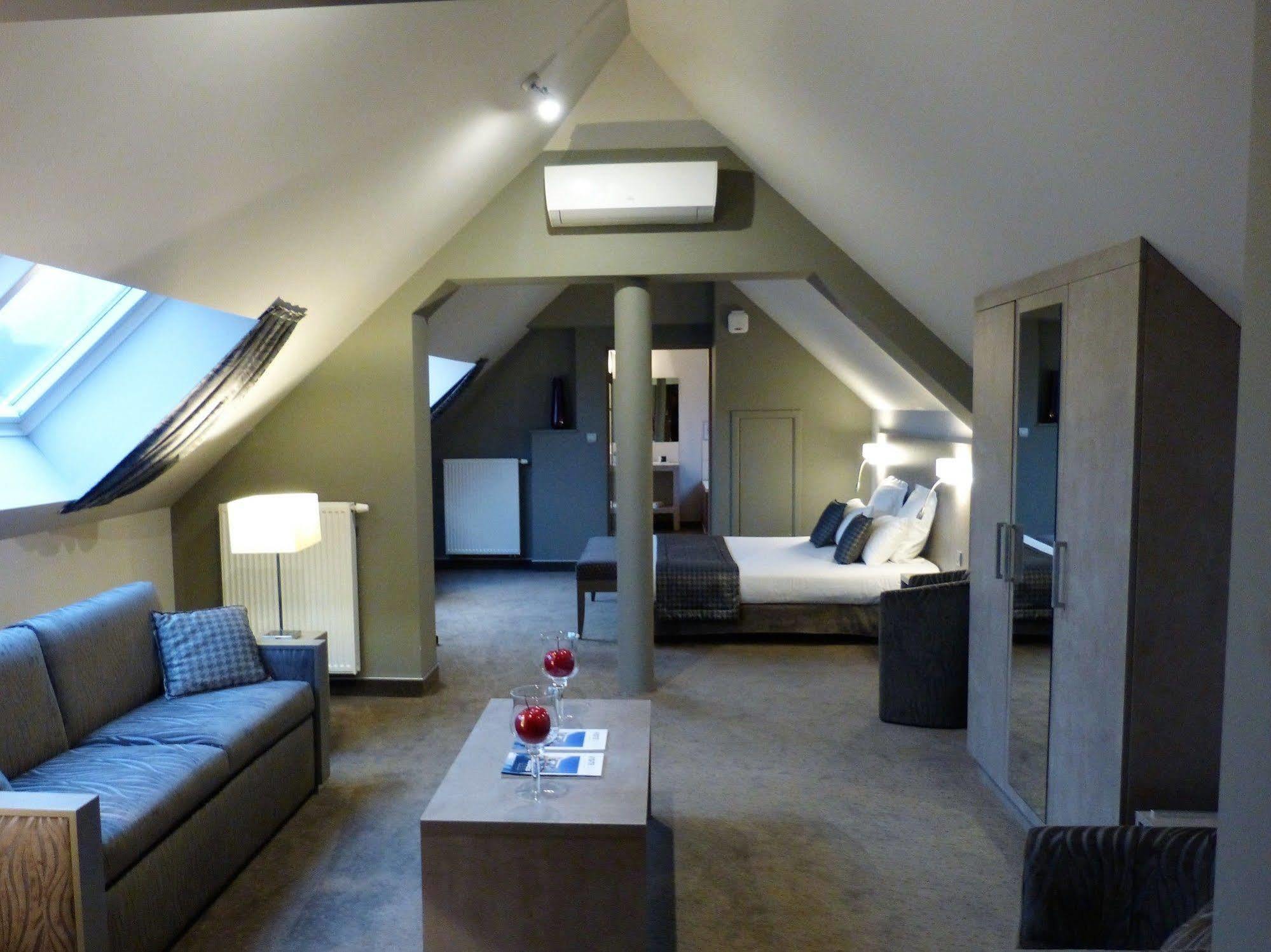 Hotel Saint Daniel Peruwelz Bagian luar foto
