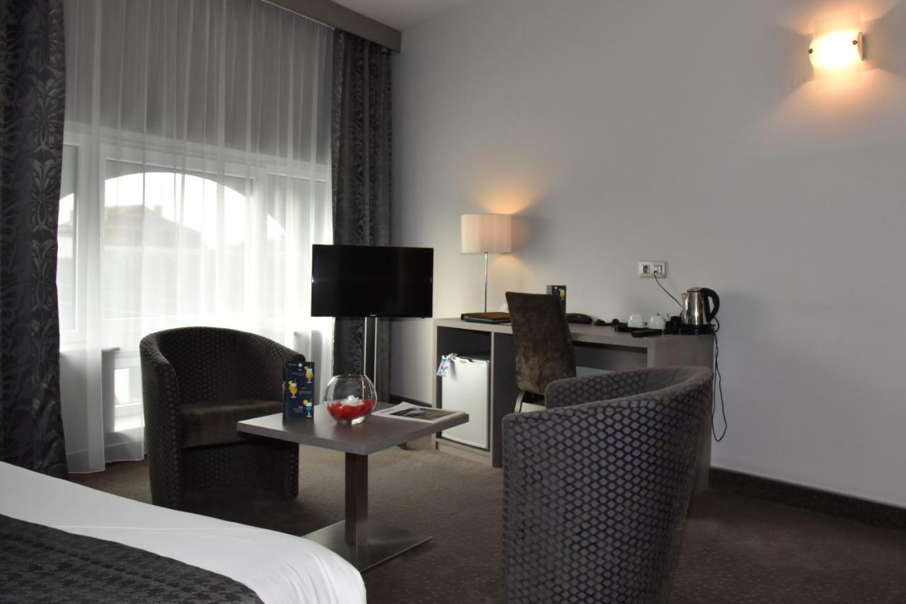 Hotel Saint Daniel Peruwelz Bagian luar foto